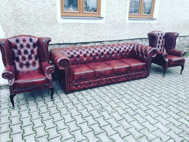 Klasyczny komplet z wysokimi fotelami